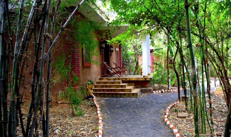 Lemon Tree Wildlife Resort, Bandhavgarh Tāla Extérieur photo